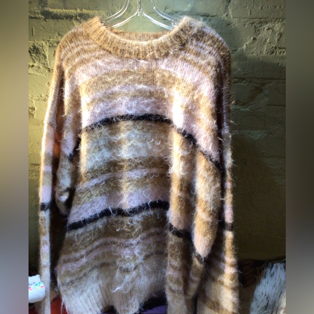 NEW! Wild Fable boho soft sweater